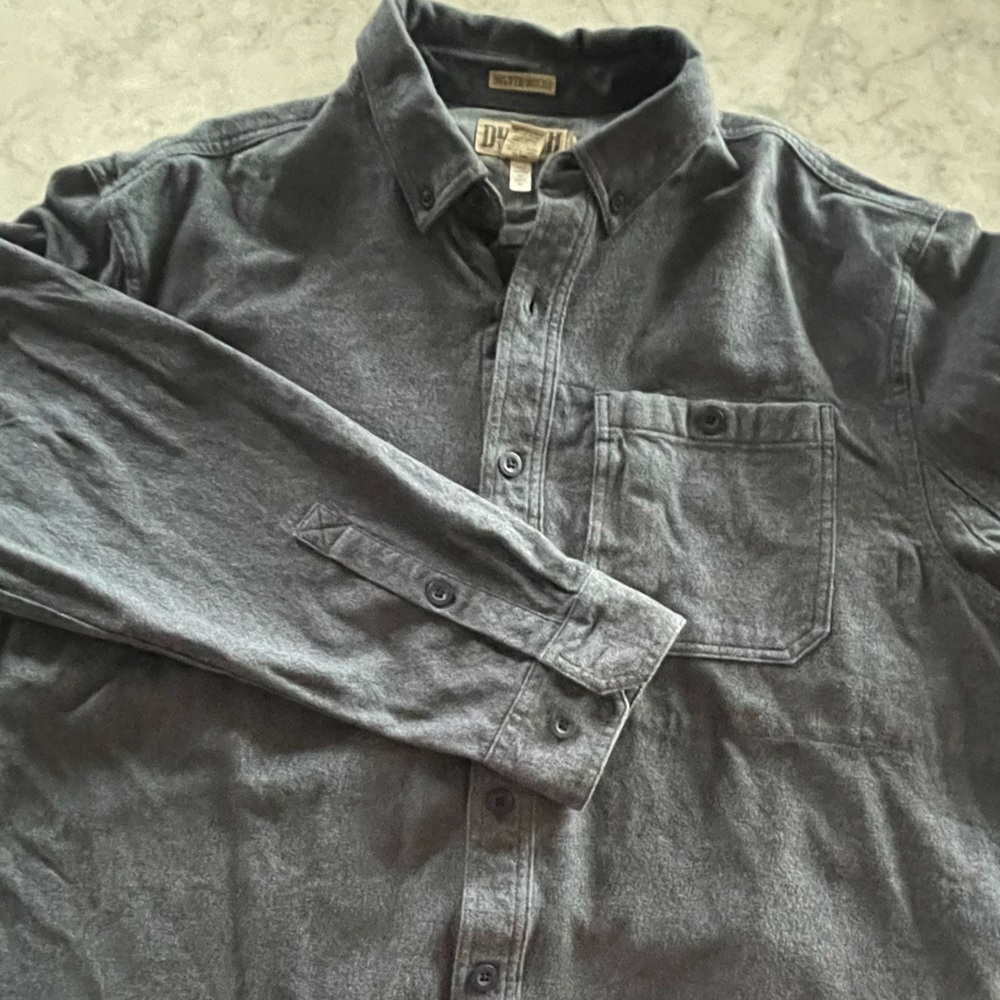 Cozy Duluth Trading Co Long Sleeve Untucked Button Down XL Relaxed Fit like new